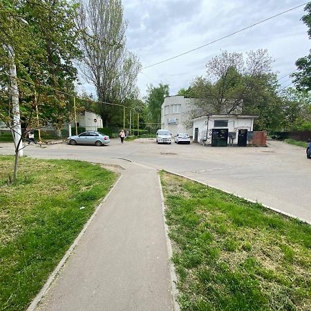 Шикарнейшие Апартаменты Tjornomorsk Exteriör bild